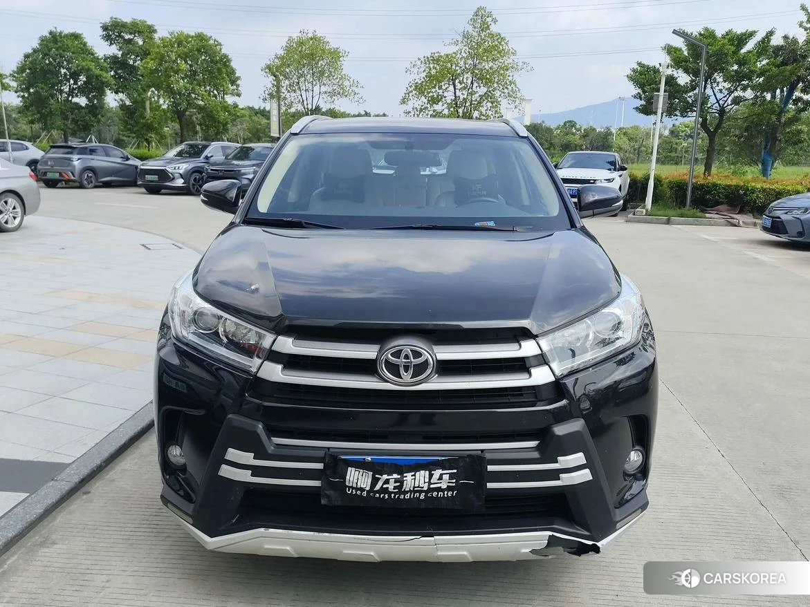 Toyota Highlander 2021 Черный из Китая, фото 2