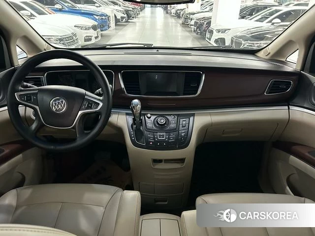 Buick GL8 2019 Коричневый из Китая, фото 2