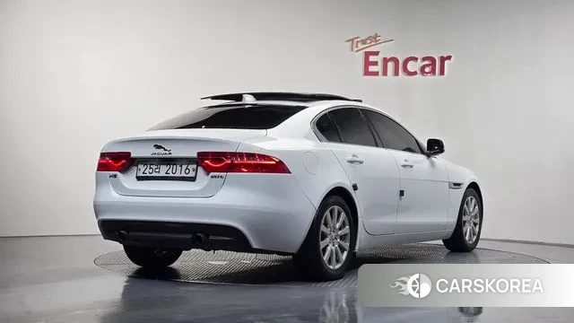 Jaguar XE id 3469684 из Кореи 12