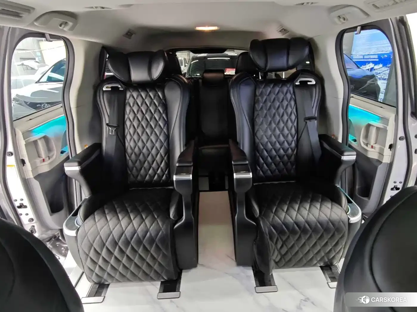 Toyota Sienna id 4681202 из Китая 12