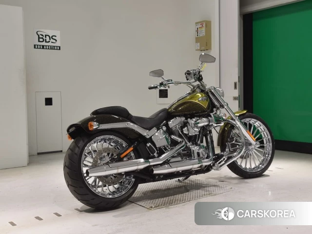 Проданный Harley-Davidson Softail Breakout FXSB CVO 2013 из Японии, фото 2