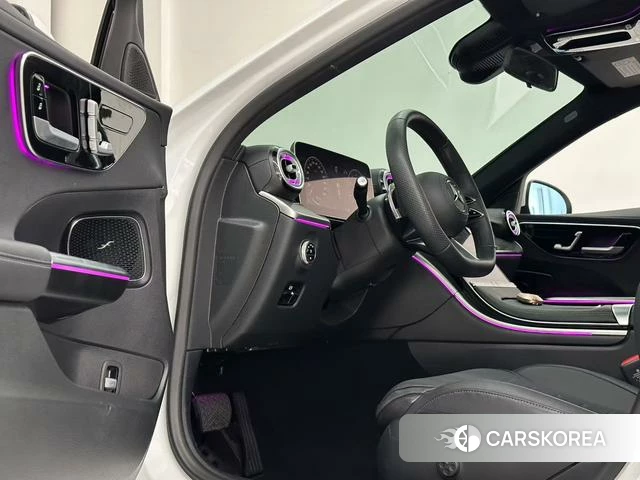 Mercedes-Benz Class C 2024 Белый из Китая, фото 2