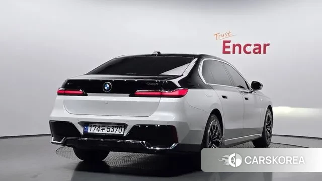 BMW 7 Series (G70) id 3341504 из Кореи 12