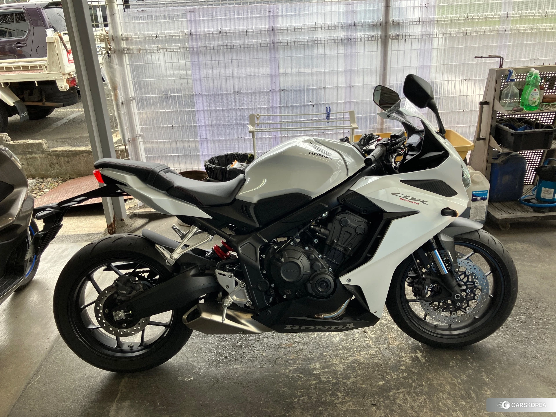 Проданный Honda CBR650R id 4184860 из Японии, фото 3