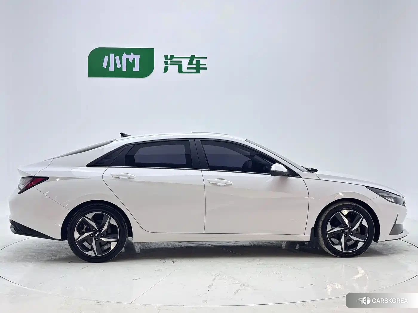 Hyundai Elantra id 4546394 из Китая 12