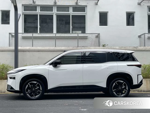 Toyota Platinum Wisdom 3X 2026 Белый из Китая, фото 2
