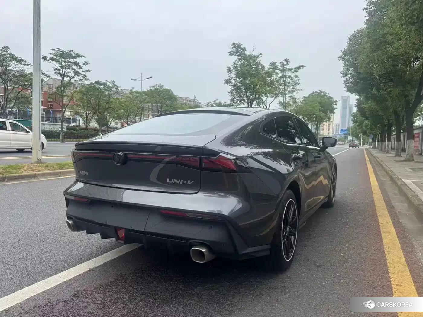 Chang'an Changan UNI-V id 4546007 из Китая 9