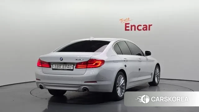 BMW 5 Series (G30) id 3362779 из Кореи 12