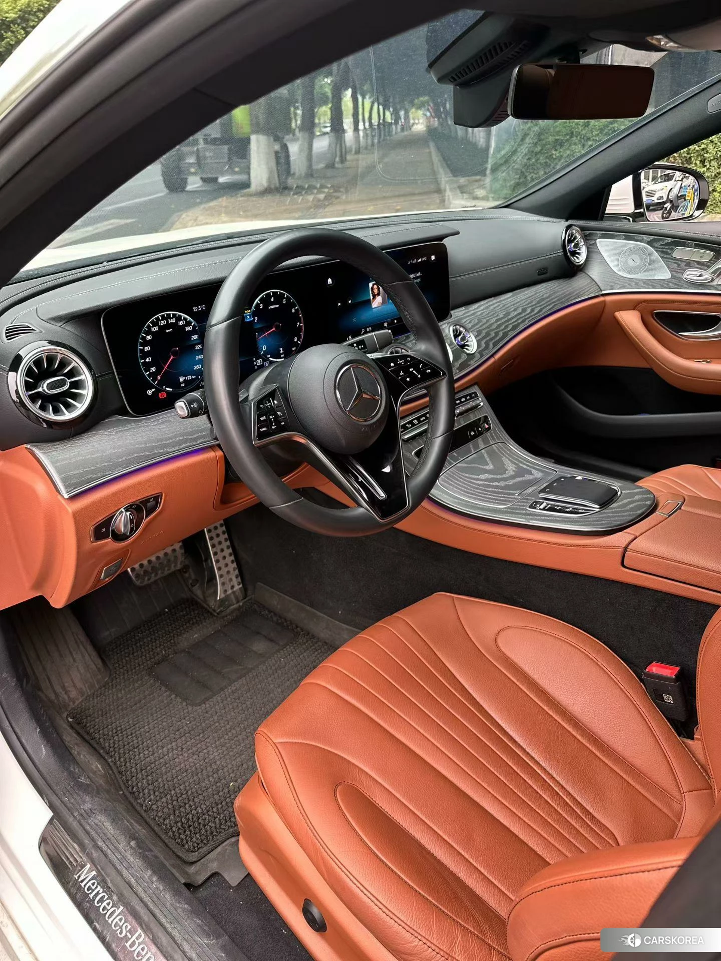 Mercedes-Benz CLS 2022 Белый из Китая, фото 2