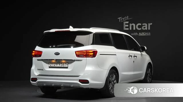 Kia The New Carnival id 3899644 из Кореи 12