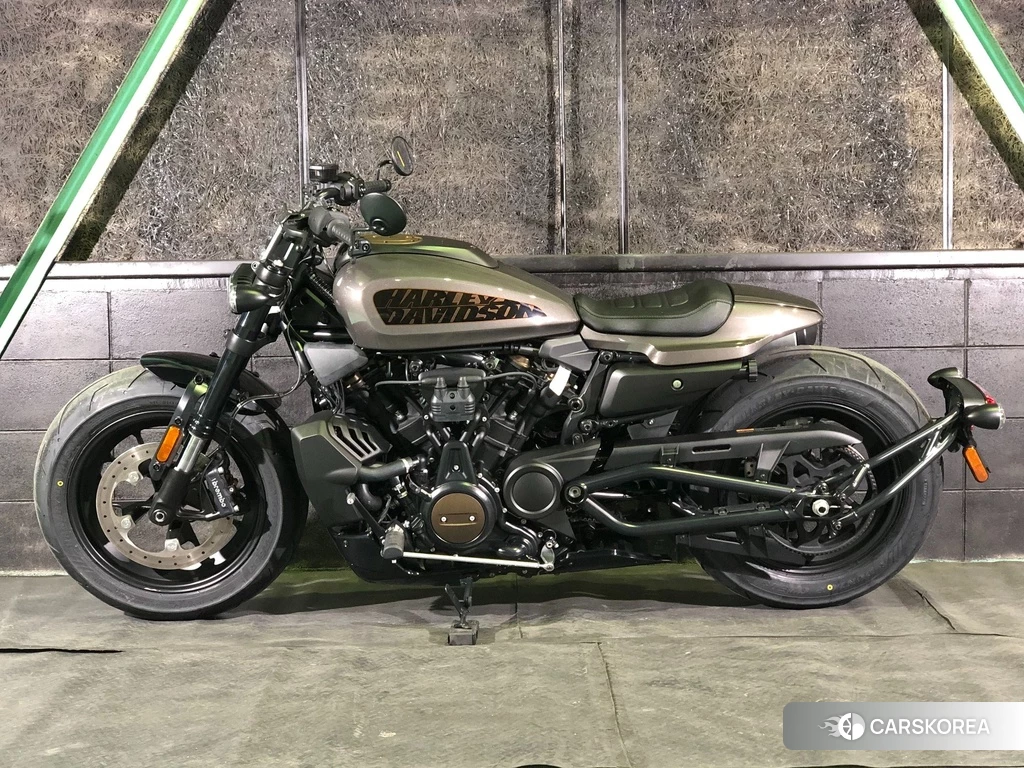 Проданный Harley-Davidson SPORTSTER S RH1250S 2023 из Японии