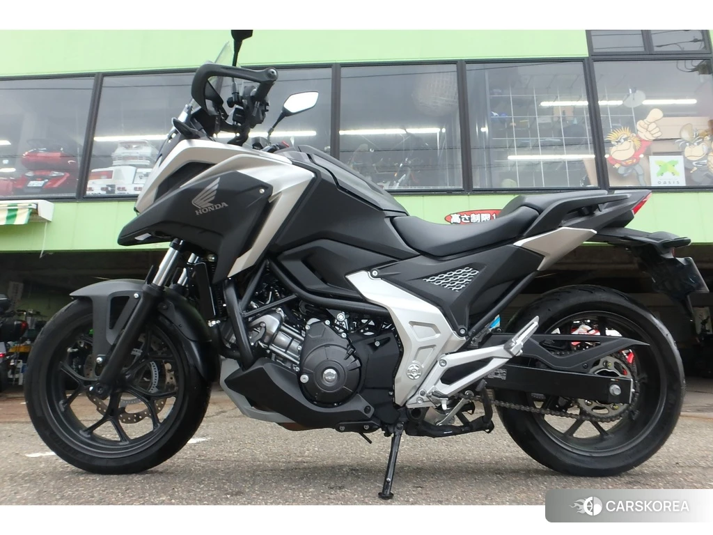 Проданный Honda NC750X DCT 2021 из Японии, фото 2