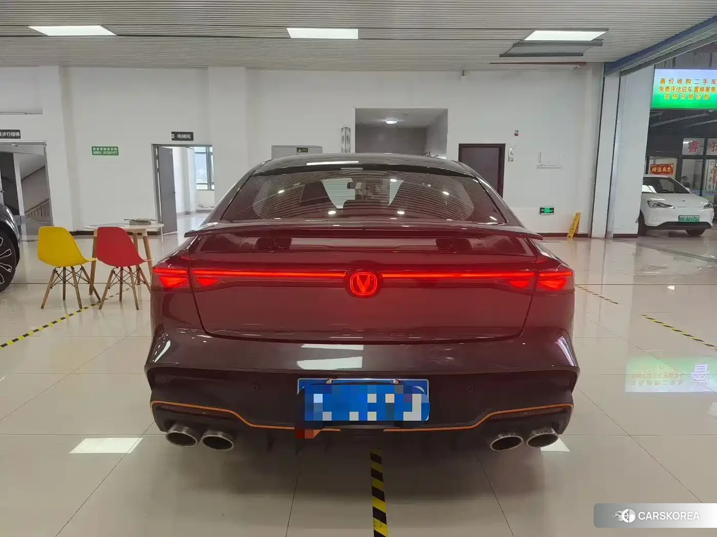 Chang'an UNI-V 2025 Silver/gray из Китая, фото 2