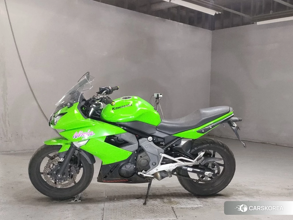 Проданный Kawasaki NINJA 400R 2012 из Японии