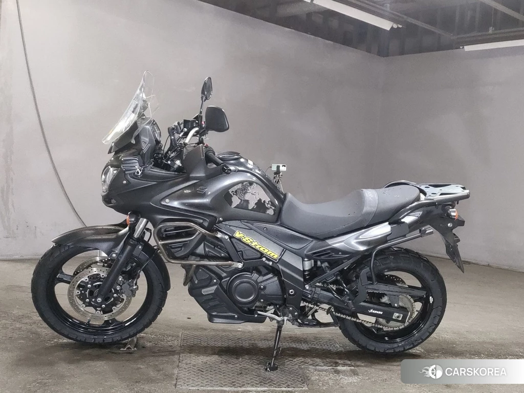Проданный Suzuki V-STROM 650 DL650 2013 из Японии, фото 2