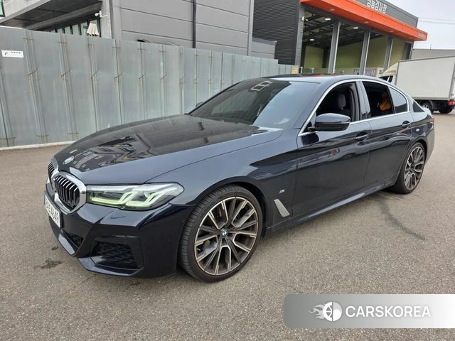 BMW 5 Series (G30) 2021 Черный из Кореи, фото 4
