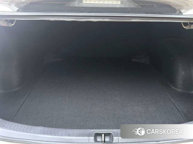 Toyota Corolla id 4254828 из Китая 11