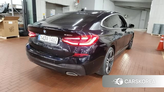BMW 6 Series GT (G32) 2022 Черный двухцветный из Кореи, фото 2