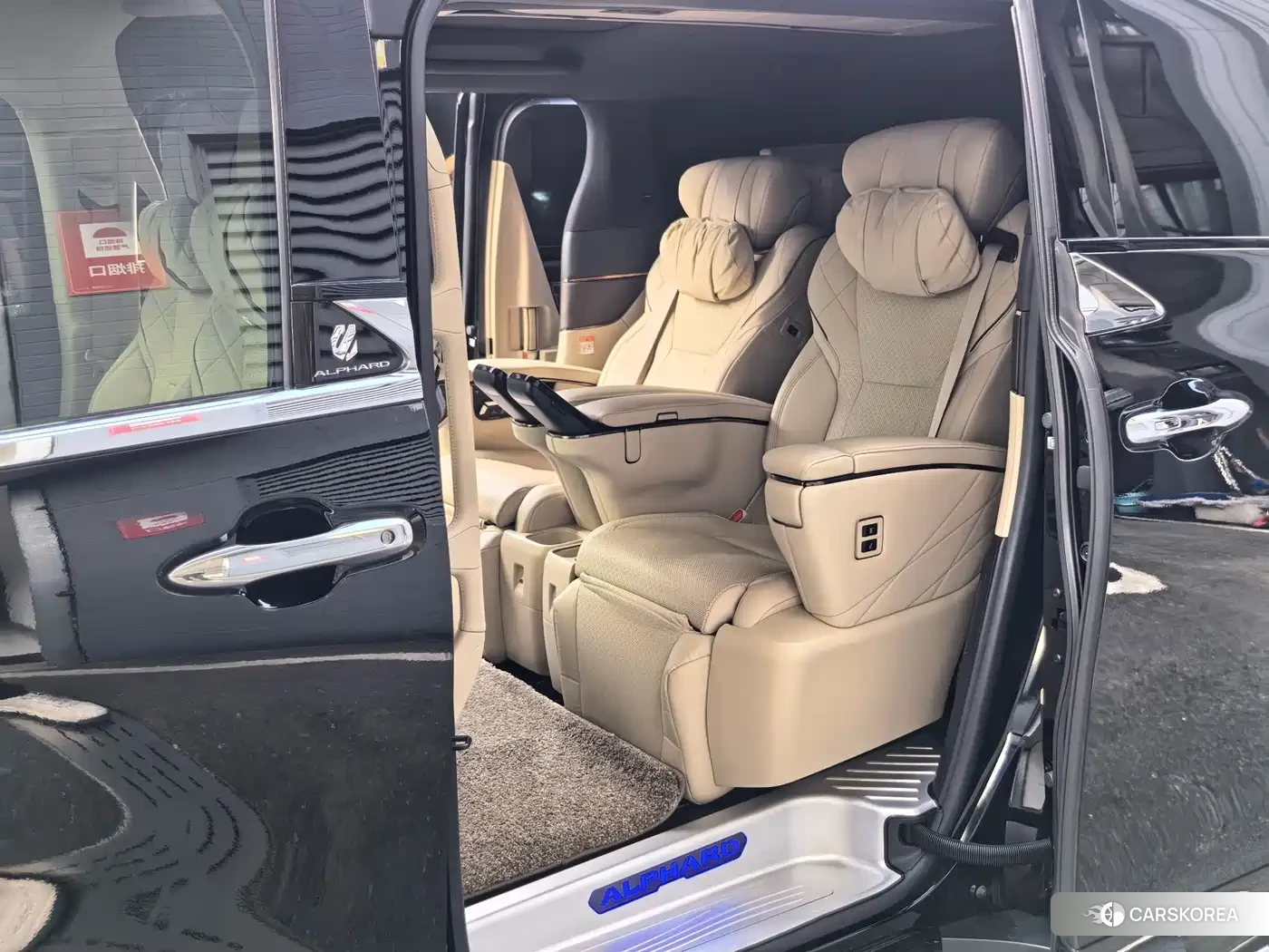 Toyota Elfa 2024 Черный из Китая, фото 3