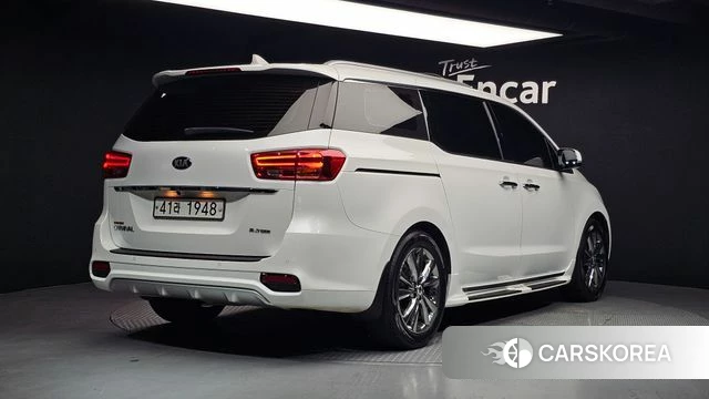 Kia The New Carnival id 4372010 из Кореи 12