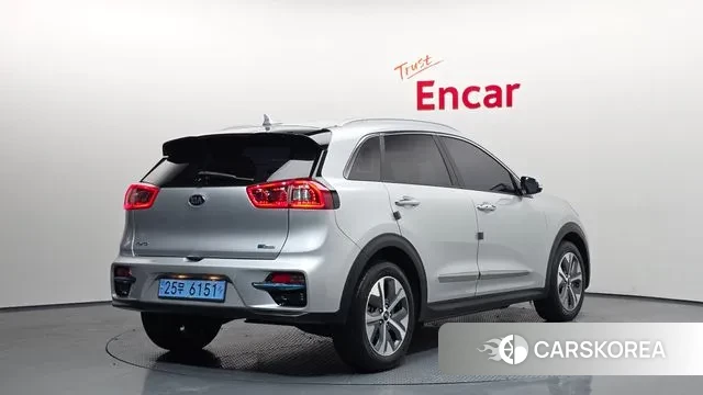 Kia Niro EV id 3463757 из Кореи 12