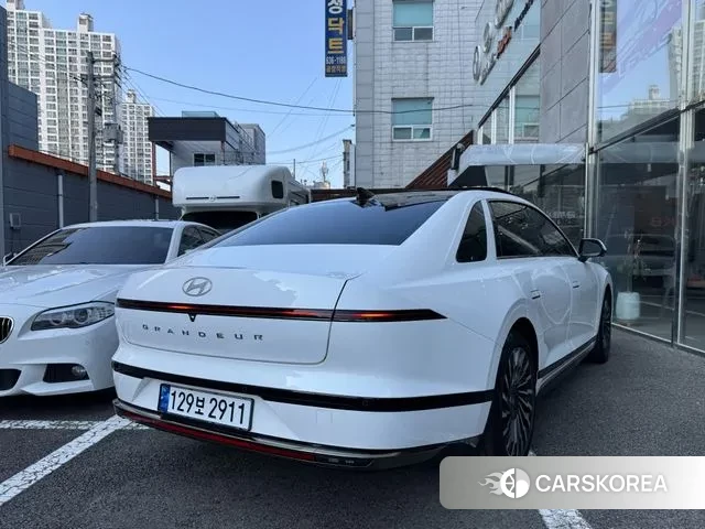 Hyundai Grandeur Hybrid (GN7) id 3360235 из Кореи 12