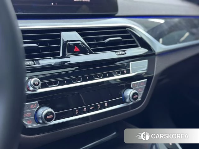 BMW 5 series id 4271703 из Китая 12