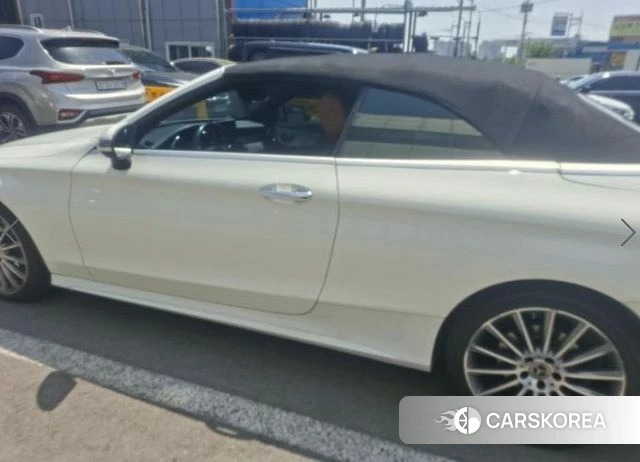 Mercedes-Benz C-Class W205 2018 Белый из Кореи, фото 2
