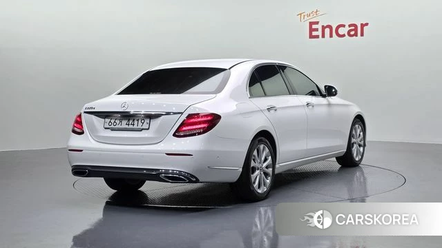 Mercedes-Benz E-Class W213 id 3873975 из Кореи 12