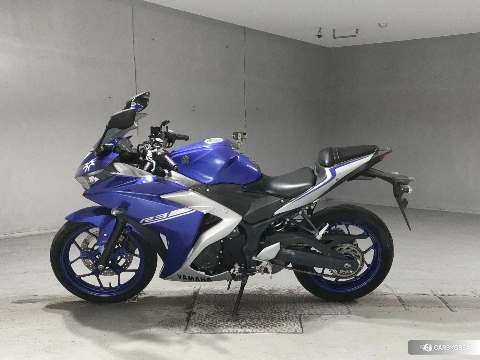 Yamaha YZF-R3 2017 из Японии, фото 3