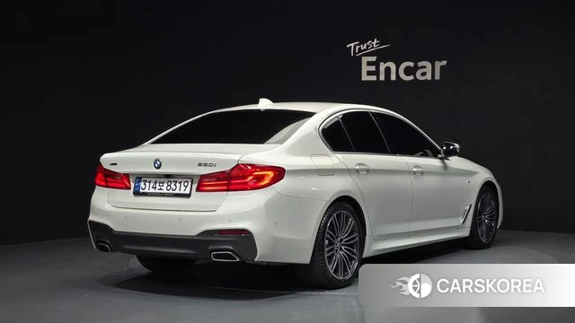 BMW 5 Series (G30) id 4872842 из Кореи 12