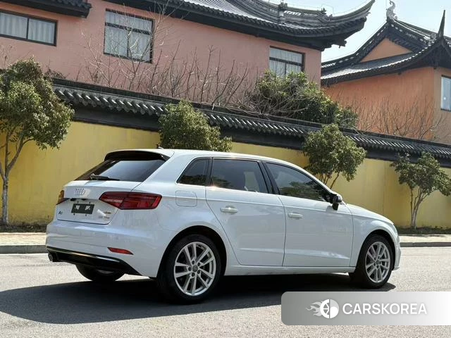 Audi A3 2020 Белый из Китая, фото 2