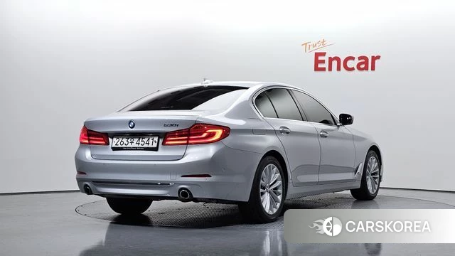 BMW 5 Series (G30) id 3860964 из Кореи 12