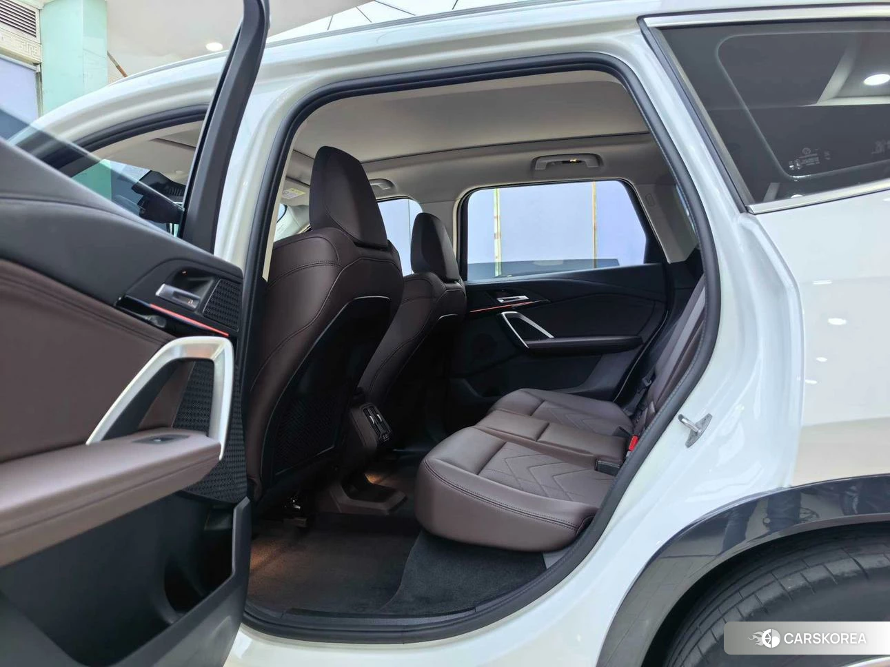 BMW iX1 id 4452168 из Китая 8