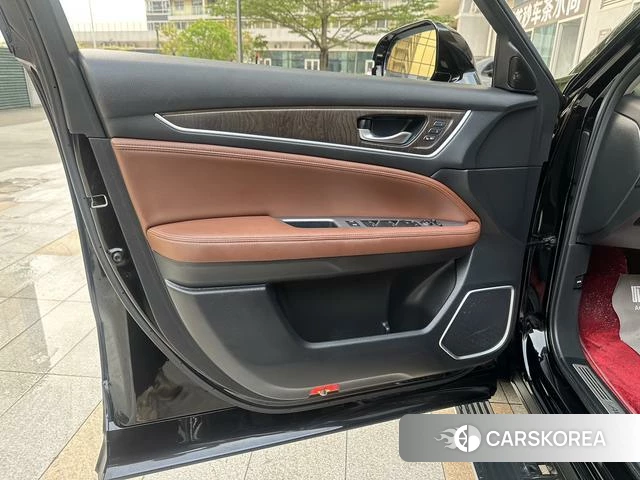 Honda Crown Road id 4358877 из Китая 12