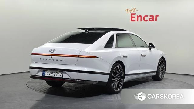 Hyundai Grandeur Hybrid (GN7) id 3805826 из Кореи 12