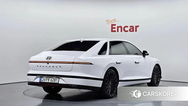 Hyundai Grandeur (GN7) id 3939918 из Кореи 12