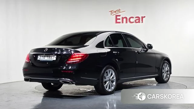 Mercedes-Benz E-Class W213 id 4610425 из Кореи 12