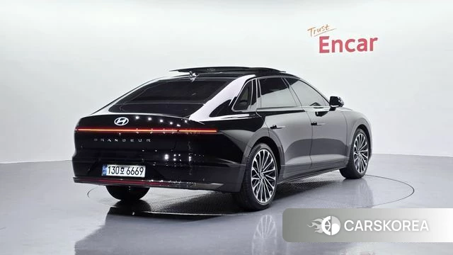 Hyundai Grandeur (GN7) id 4230332 из Кореи 12