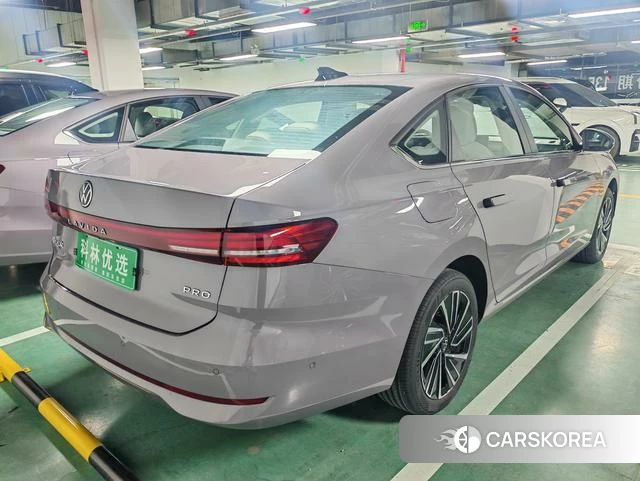 Volkswagen Lavida 2025 Фиолетовый из Китая, фото 4