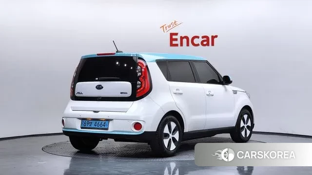 Kia Soul EV id 3789734 из Кореи 12