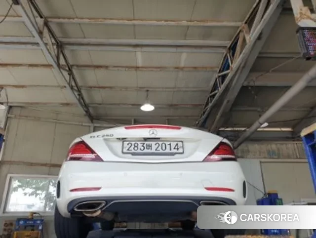 Mercedes-Benz SLC-Class R172 2019 Белый из Кореи, фото 2