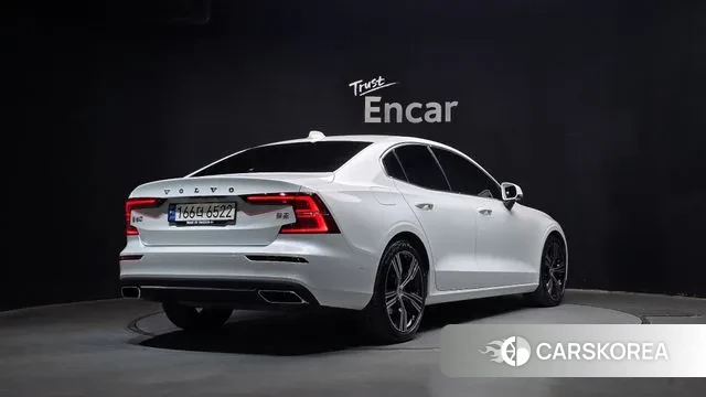 Volvo S60 3rd generation id 3690705 из Кореи 12