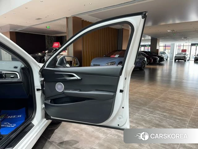 BMW 1 series id 4329064 из Китая 12