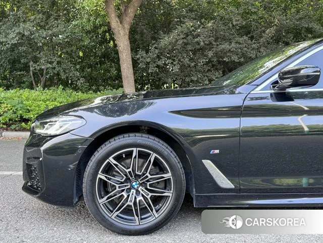 BMW 5 series id 4358937 из Китая 12