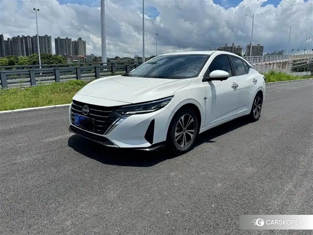 Nissan Sylphy 2025 Белый из Китая, фото 2