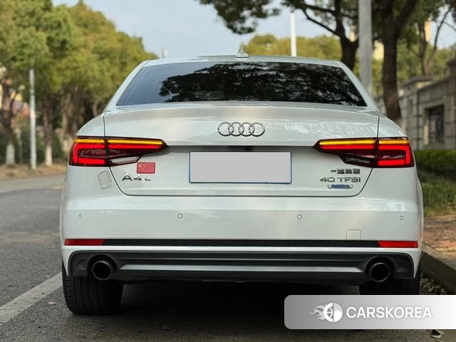 Audi A4L id 4242158 из Китая 12