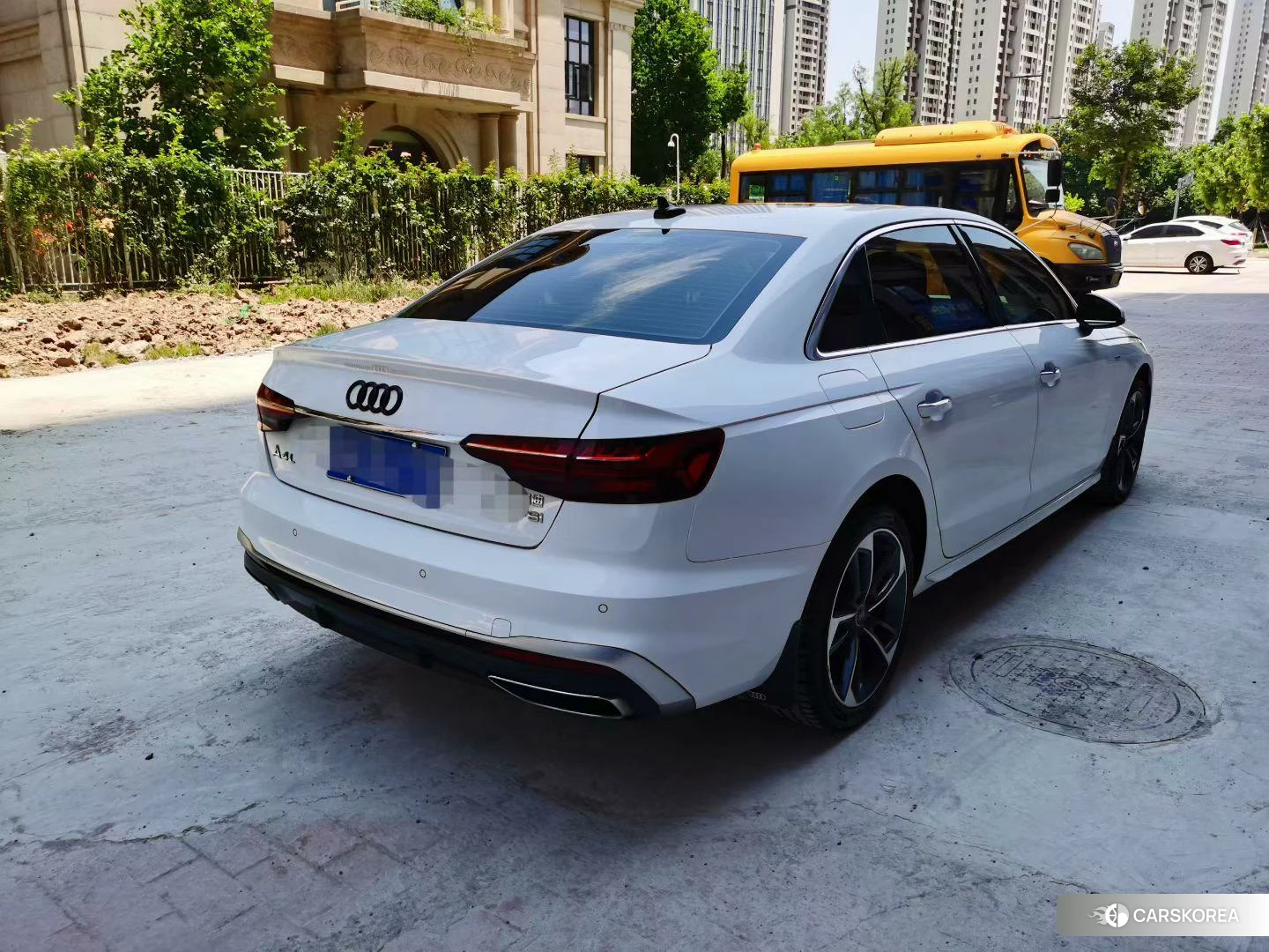 Audi A4L 2021 Белый из Китая, фото 2