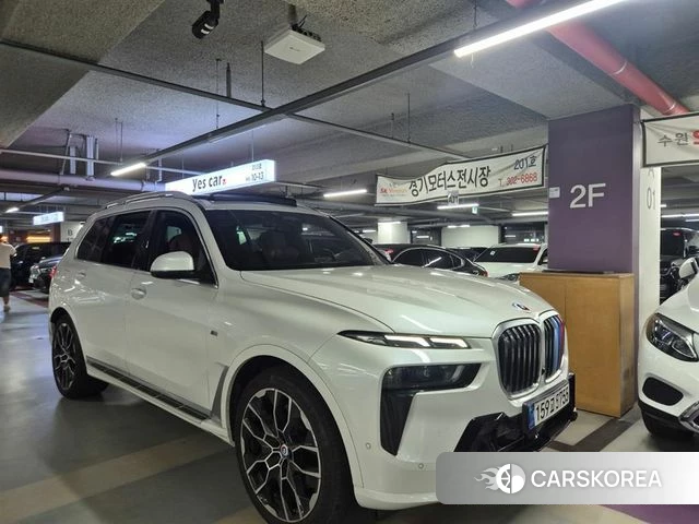 BMW X7 (G07) 2023 Белый из Кореи, фото 6