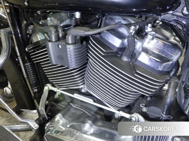 Engine photo